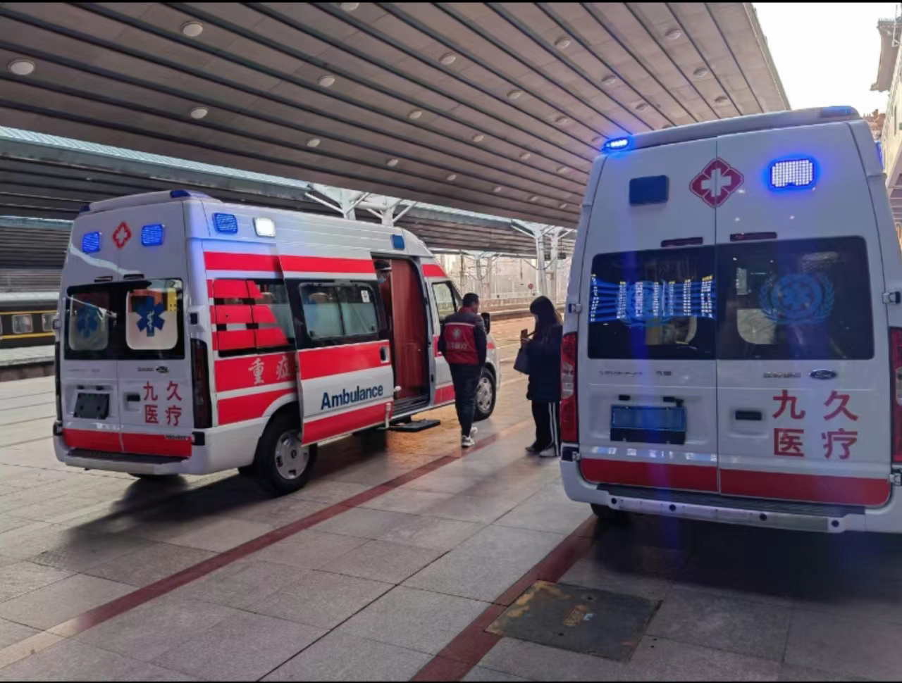 神木县救护车长途转运